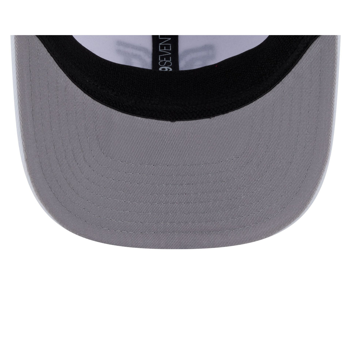 Michigan Wolverines Optic White Performance 9SEVENTY Stretch-Snap Hat