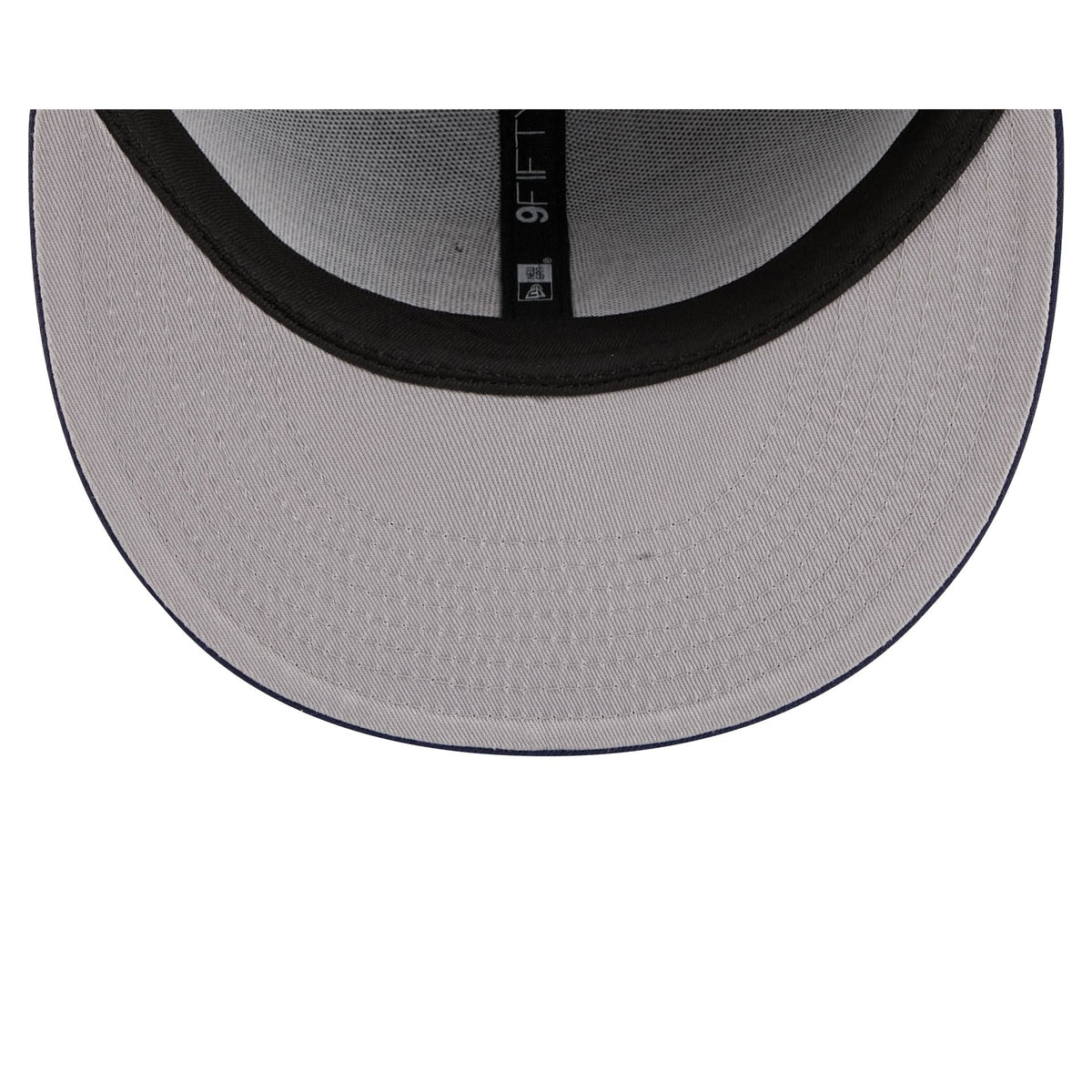 Milwaukee Brewers Bugs Bunny Swing 9FIFTY Snapback Hat