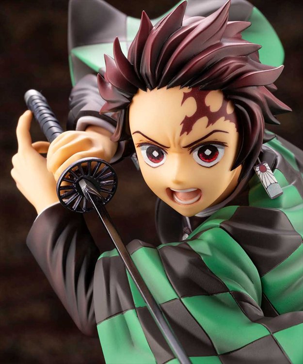 Demon Slayer - 1/8 Tanjiro Kamado ARTFX J Figure