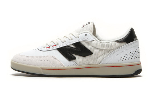 440 V2 - Standard & Wide