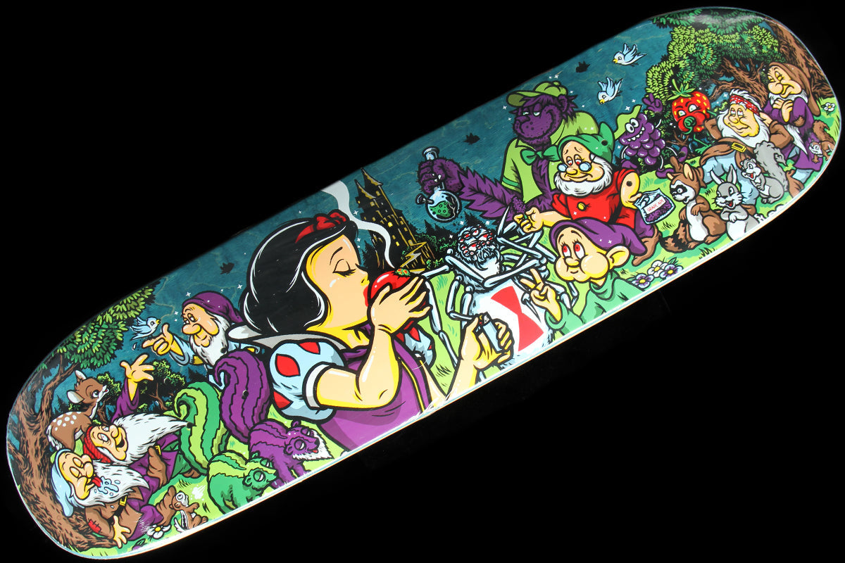 Apple Princess II Deck - Blue 8.625"