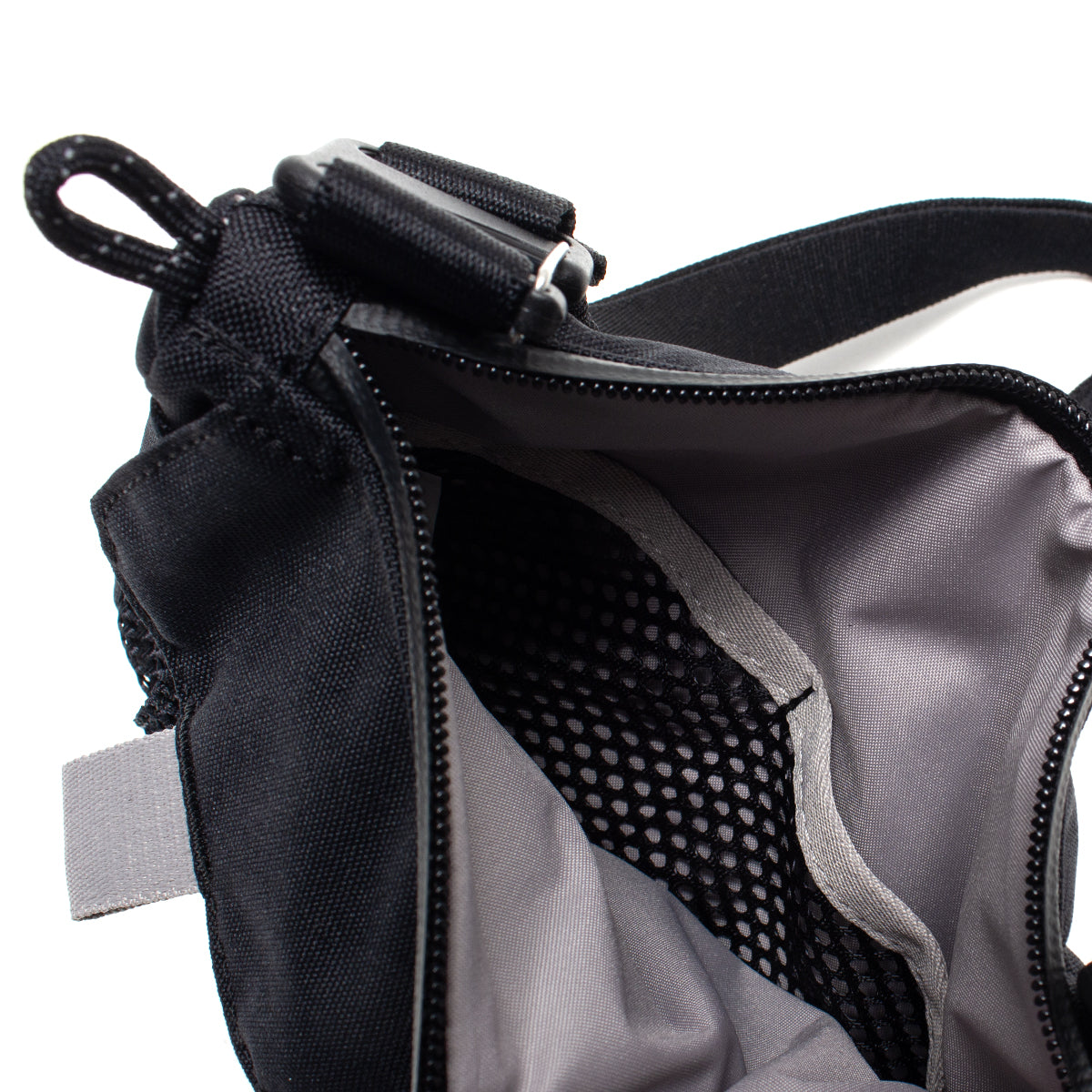 ACG Daymax Crossbody Bag (3L)