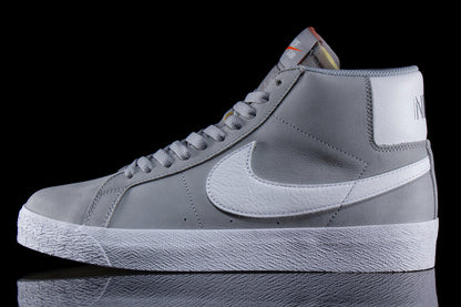Zoom Blazer Mid