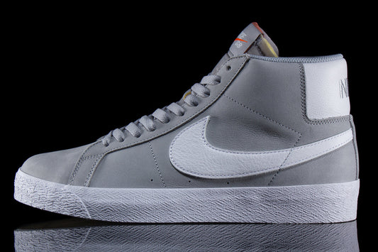 Zoom Blazer Mid