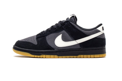 Dunk Low Retro SE