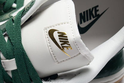 Women's Dunk Low LX