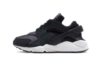 Air Huarache LE