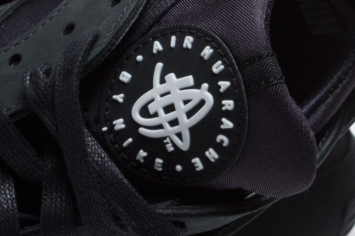 Air Huarache LE