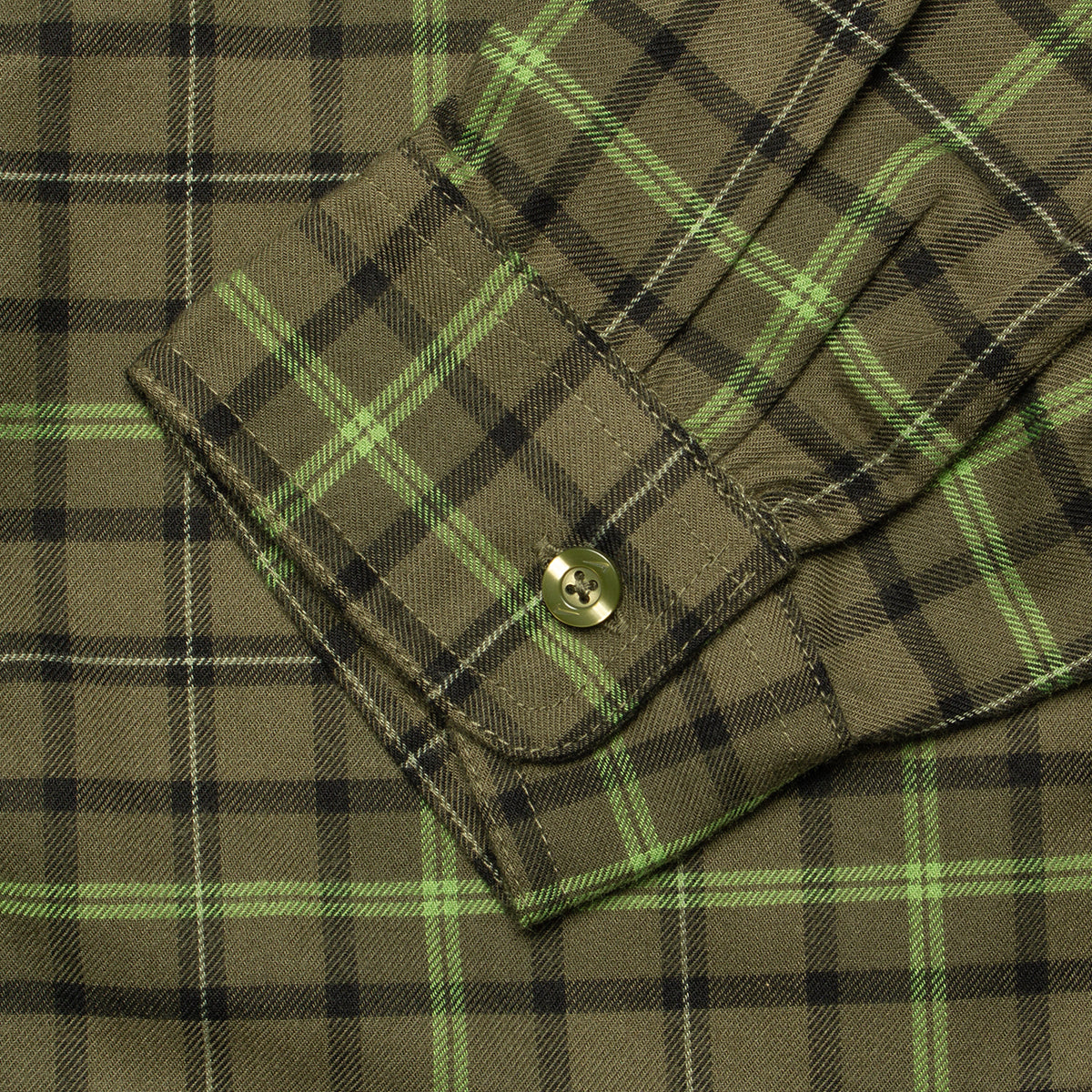 L/S Flannel Button-Up Shirt