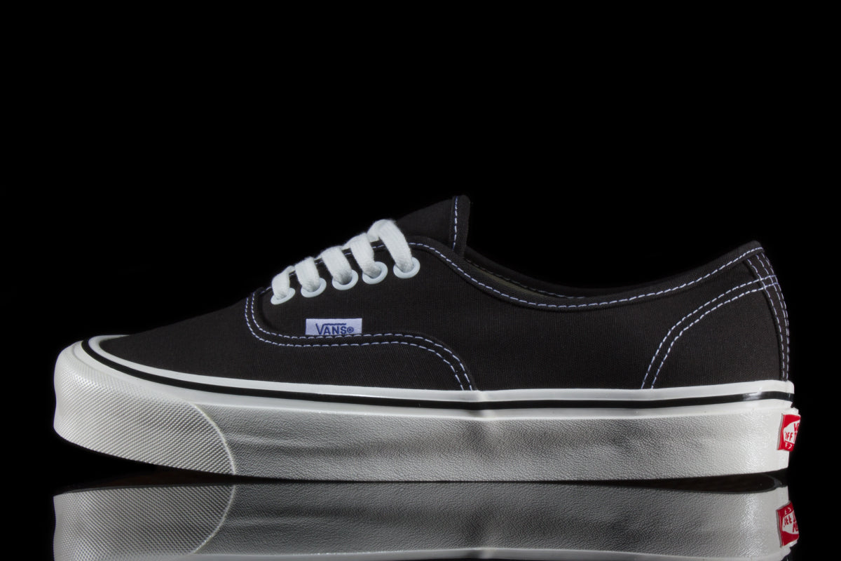 Authentic 44 DX (Anaheim Factory)