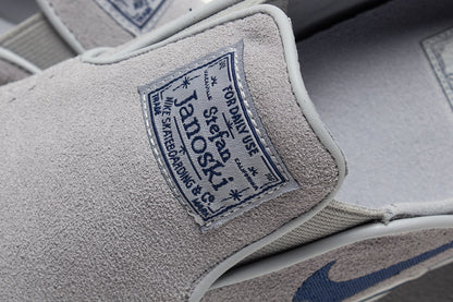 Janoski+ Slip