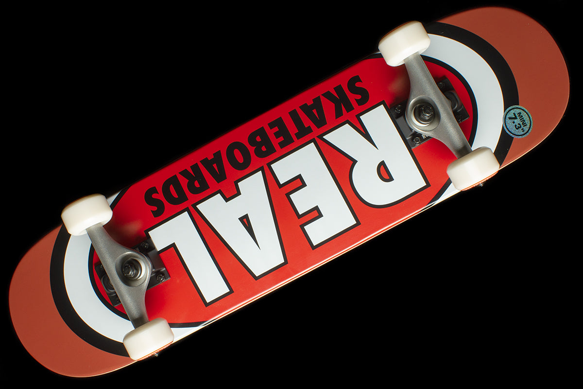 Red Oval Complete - 7.3"