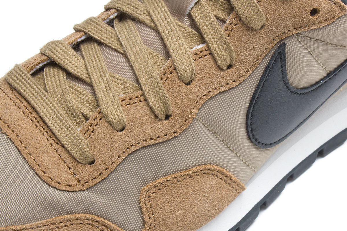 Air Pegasus 83 Premium