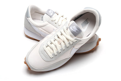 Daybreak Women's