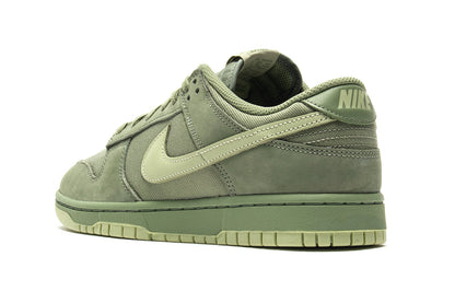 Dunk Low Retro Premium