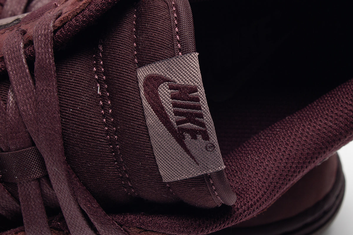 Dunk Low Retro Premium