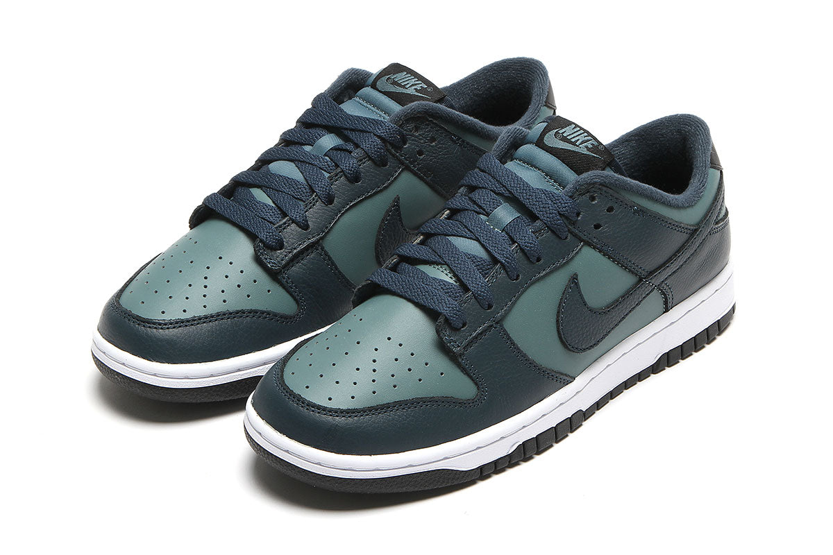 Dunk Low Retro Premium