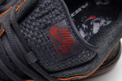 Dunk Low Pro "Krampus"