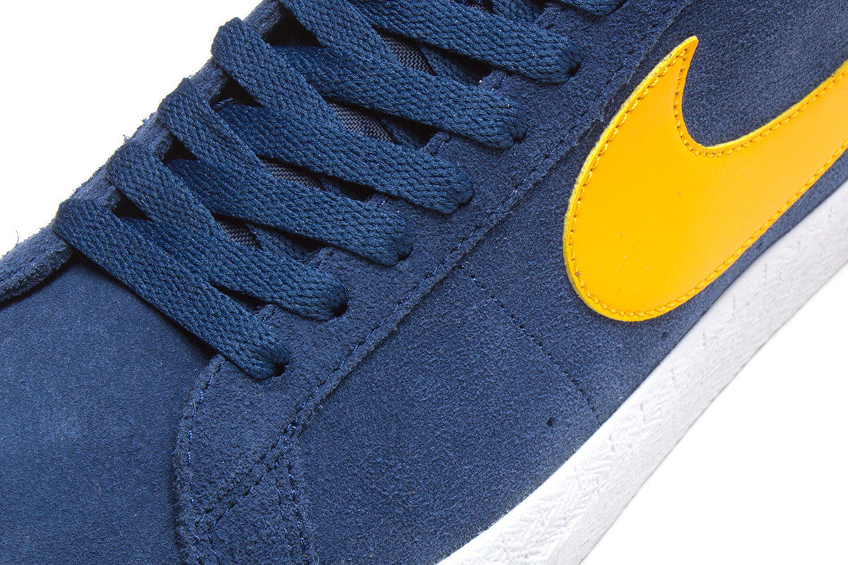 Zoom Blazer Mid