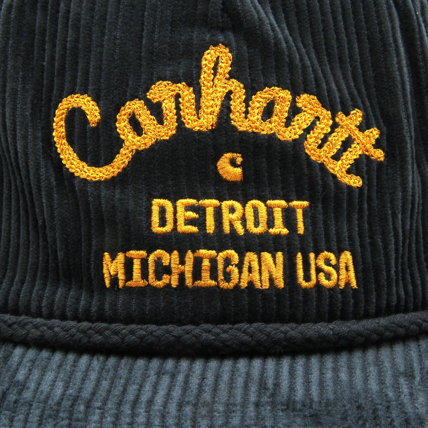 Dennis Cap