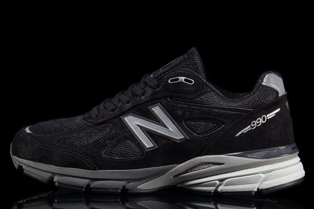 990v4