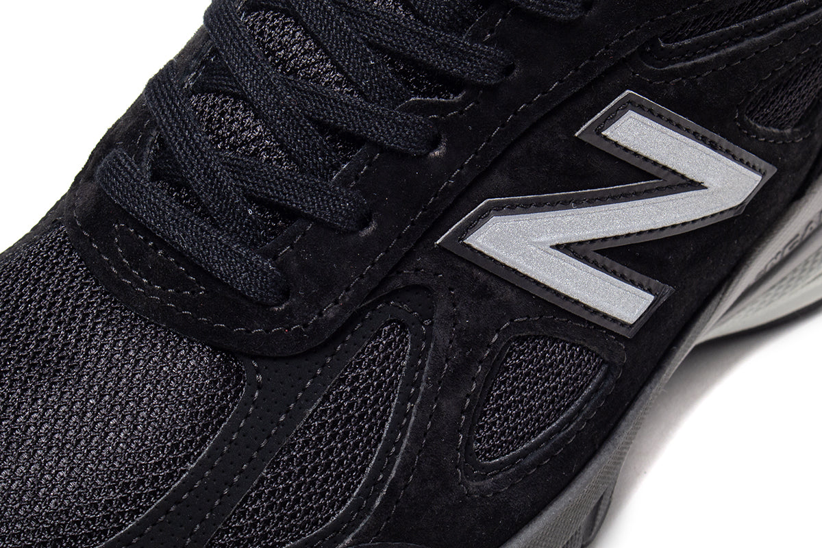 990v4