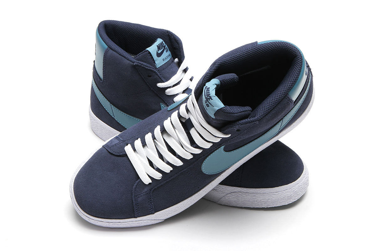 Zoom Blazer Mid
