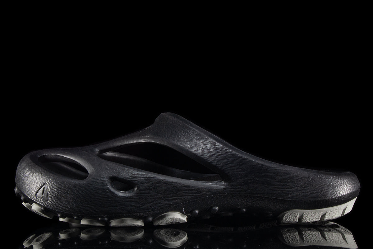 Shanti Clog