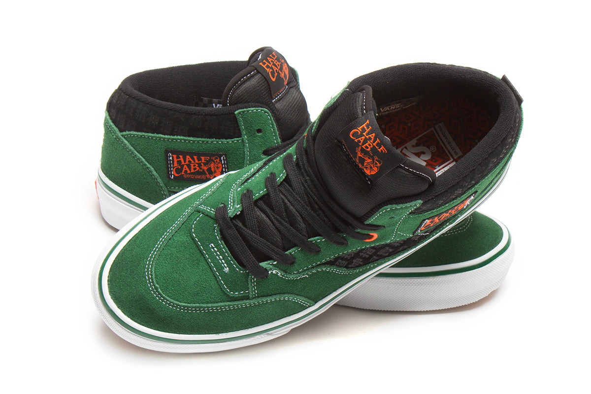 Skate Half Cab '92 x Sci-Fi Fantasy