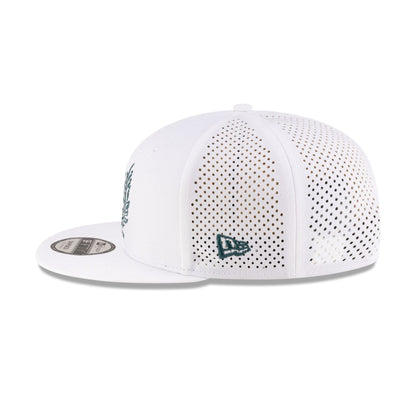 New Era Cap Laurel Wreath White 9FIFTY Snapback Hat