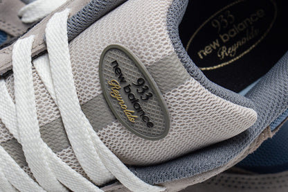 933 - Standard & Wide