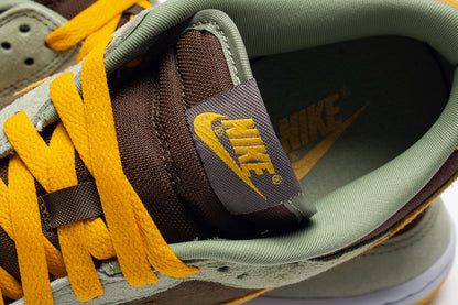 Dunk Low SE