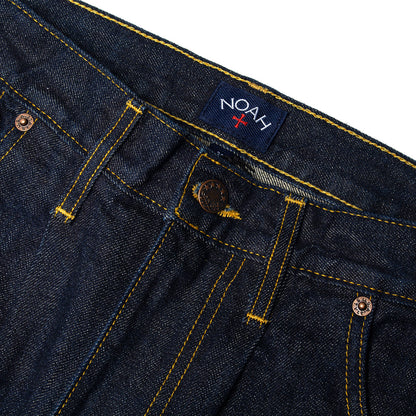 Pleated Jeans
