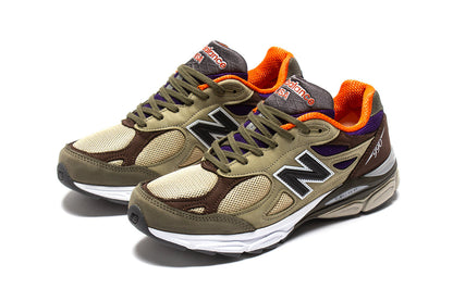 990