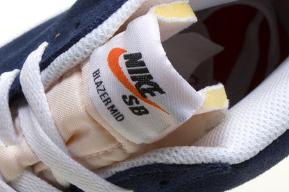 Zoom Blazer Mid