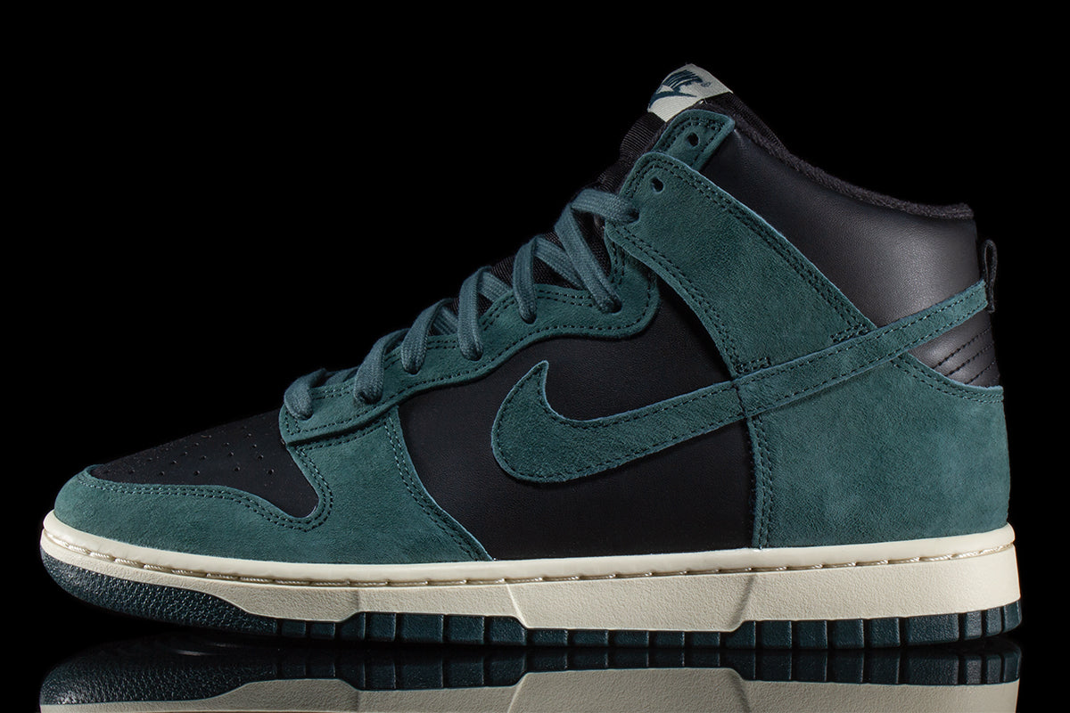 Dunk Hi Retro Premium