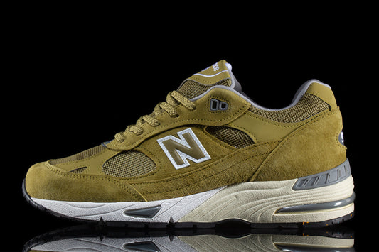 991