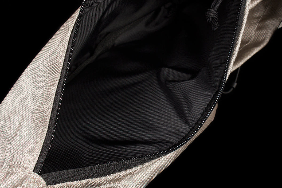 Delta Hip Bag
