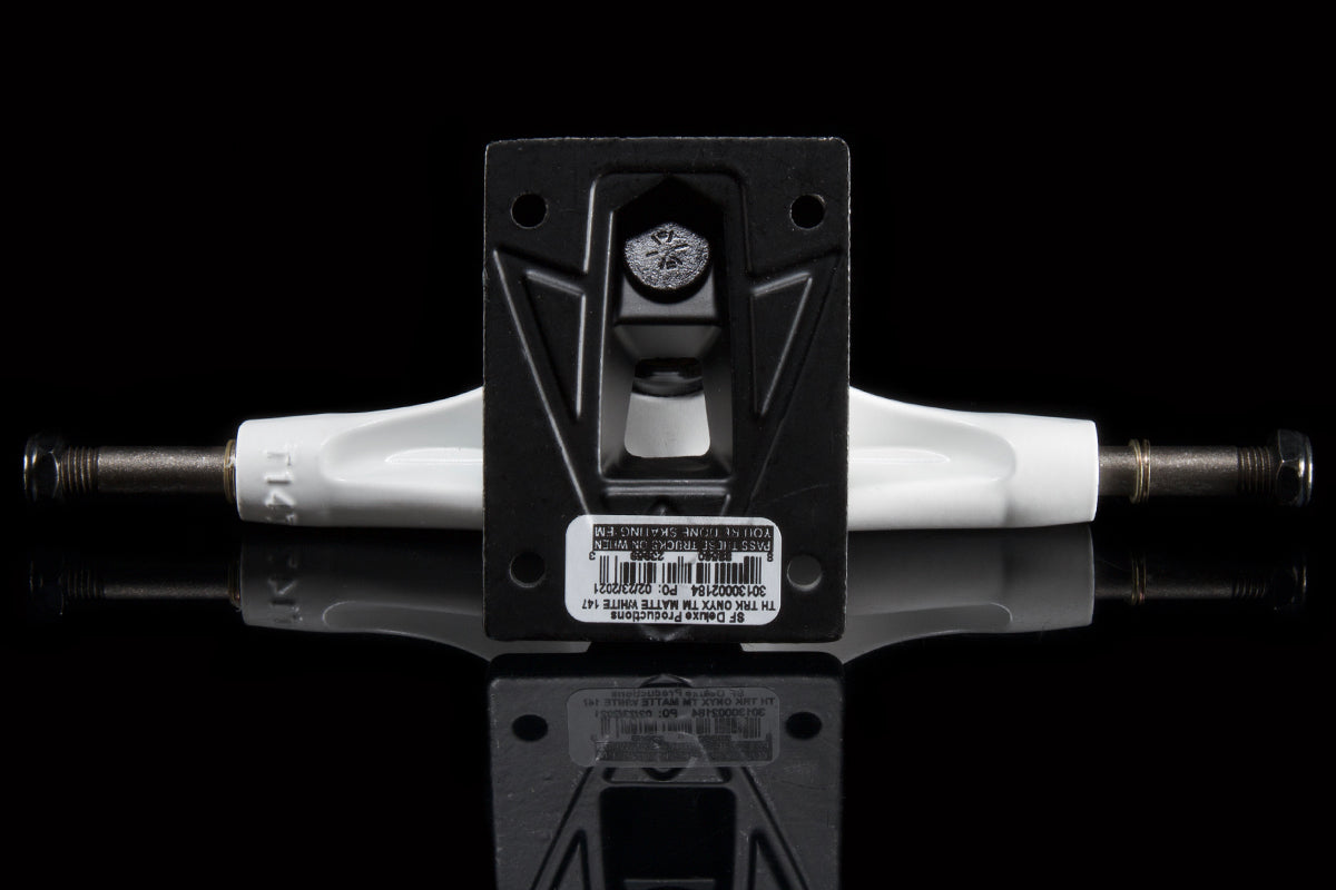 Onyx Matte White Truck (Set of 2)