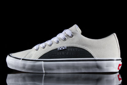 Skate Lampin