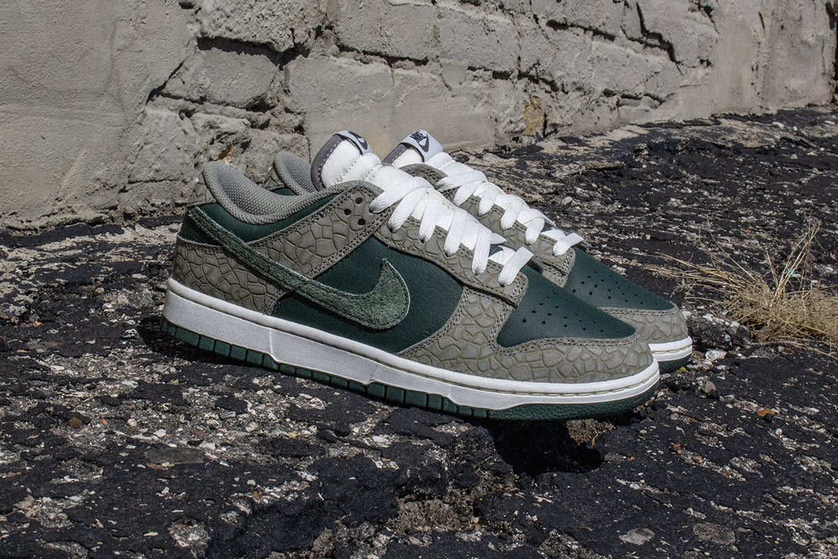 Dunk Low Retro Premium