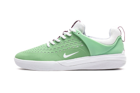 Zoom Nyjah 3