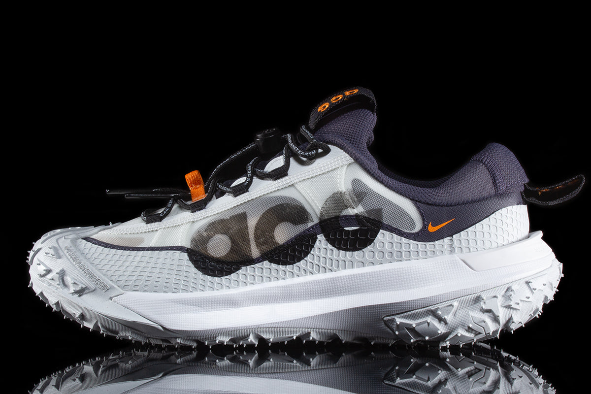 Mountain Fly 2 Low