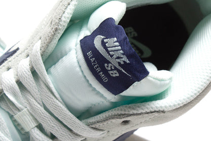 Zoom Blazer Mid