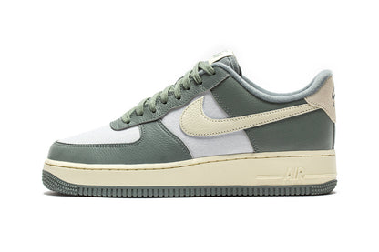 Air Force 1 '07 LX "Mica Green"