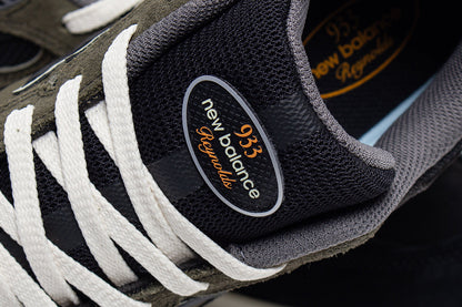 Reynolds 933