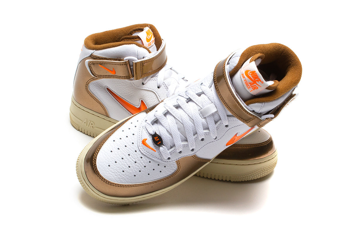 Air Force 1 Mid QS