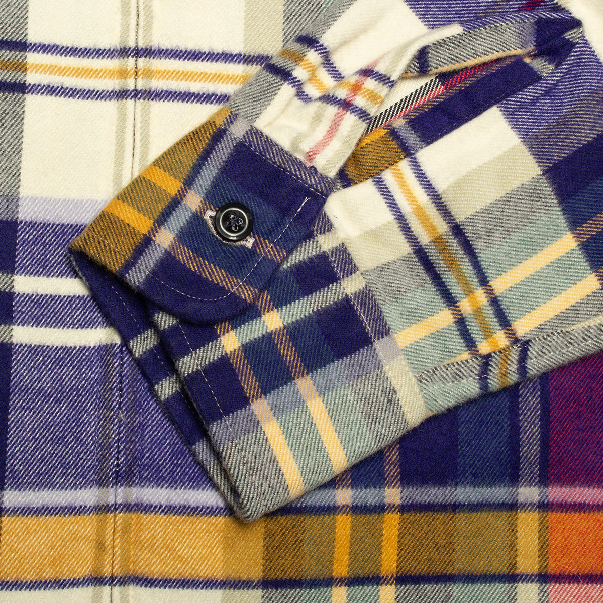 Lightweight Zip Flannel