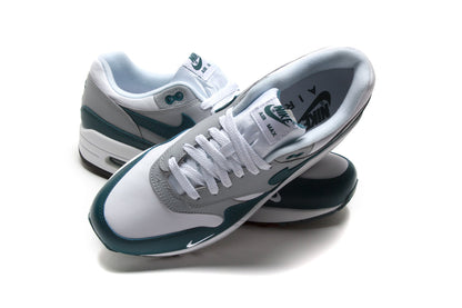 Air Max 1 LV8