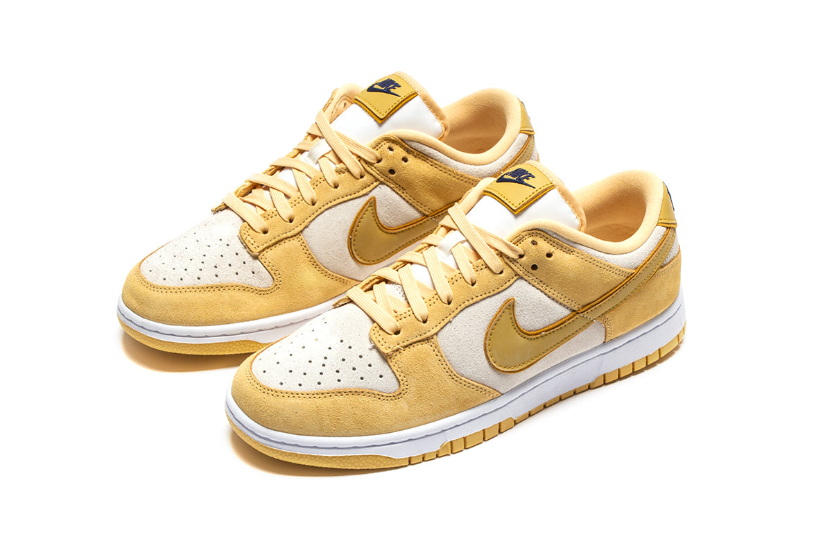 Women's Dunk Low LX 'Gold Suede'